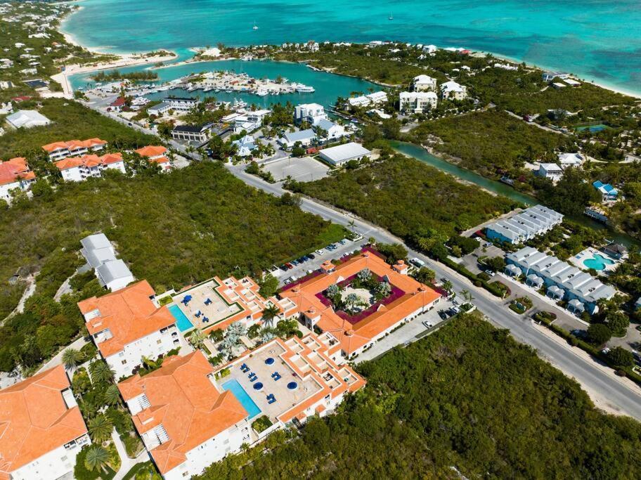 The Cottonwood House - Beach Villa Turtle Cove Exteriör bild